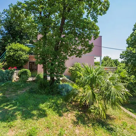 Apartment Garden