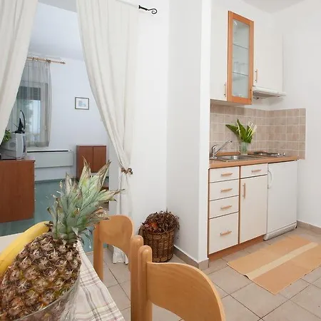 Apartment Garden *