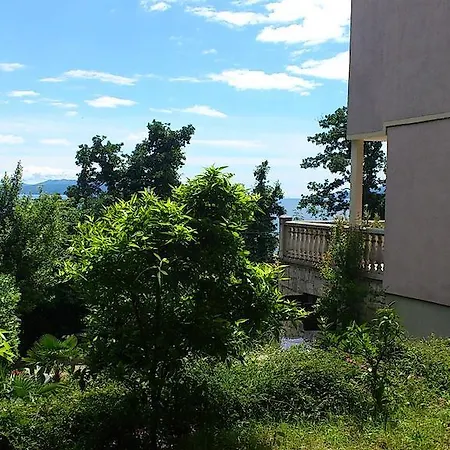 Apartment Garden Opatija