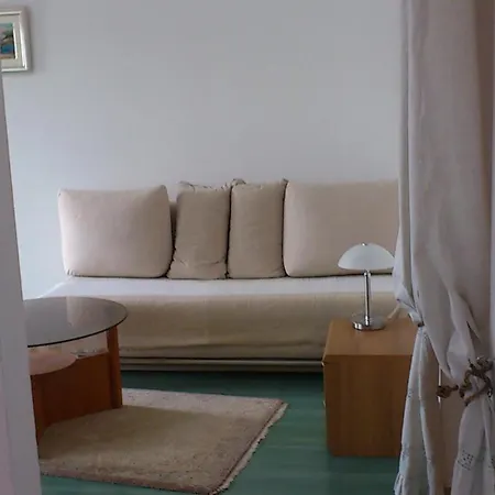 Garden Apartment