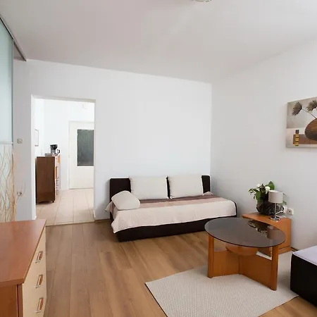 Garden Apartment